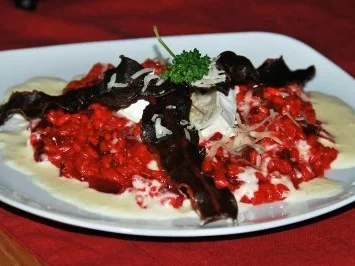 Rezept: Rote Beete Risotto mit Camembertsauce und Speck Bild Nr. 5 Rote Beete Risotto mit Camembertsauce und Speck - Rezept - Bild Nr. 5