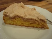 *Kuchen - Apfelkuchen mit nussigem Baiser - Rezept