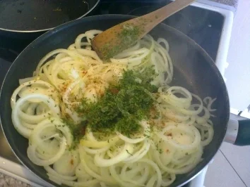 Fränkischer Zwiebelkuchen - Rezept - Bild Nr. 3