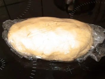 Rezept: Cremetörtchen mit Erdbeeren Bild Nr. 2 Cremetörtchen mit Erdbeeren - Rezept - Bild Nr. 2