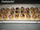 Mit Lachscreme gefüllte Mini Blätterteig Pasteten - Rezept