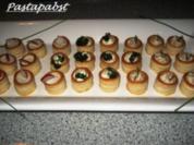 Mit Lachscreme gefüllte Mini Blätterteig Pasteten - Rezept