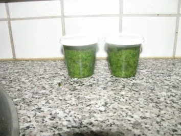 Rezept: Basilikum Pesto Basilikum Pesto - Rezept