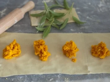 Rezept: Kürbisravioli Kürbisravioli - Rezept