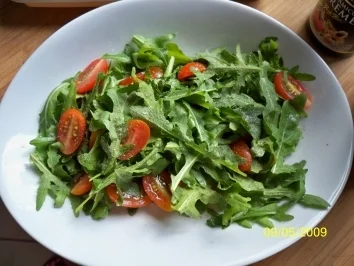 Rezept: Rucola-Tomatensalat Bild Nr. 3 Rucola-Tomatensalat - Rezept - Bild Nr. 3