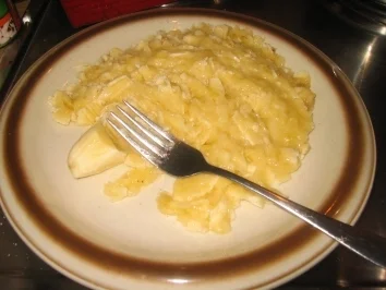 Rezept: Backwaren: Schoko-Bananen-Rührkuchen Bild Nr. 5 Backwaren: Schoko-Bananen-Rührkuchen - Rezept - Bild Nr. 5