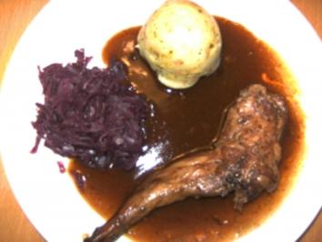 Bild eines Kaninchenbratens aus Buttermilch und Rotwein