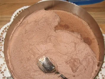 Rezept: "falsche" Schwarzwälder-Kirschtorte Bild Nr. 3 "falsche" Schwarzwälder-Kirschtorte - Rezept - Bild Nr. 3