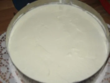 Rezept: "falsche" Schwarzwälder-Kirschtorte Bild Nr. 4 "falsche" Schwarzwälder-Kirschtorte - Rezept - Bild Nr. 4