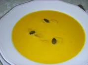 FEURIGE KÜRBISCREMESUPPE - Rezept