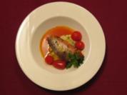 Edelfisch auf Paprikacoulis und Kartoffel-Avocado-Püree - Rezept