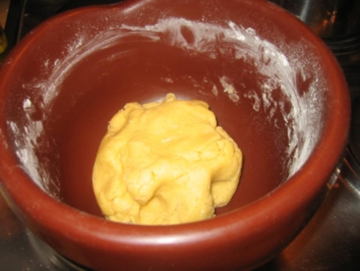 Backwaren: Apfelkuchen mit Deckel - Rezept - Bild Nr. 3