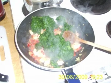 Penne mit Spinat und Lachsfilet - Rezept - Bild Nr. 3