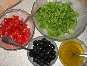 Rezept: Scampi mit Knoblauchnudeln Bild Nr. 4 Scampi mit Knoblauchnudeln - Rezept - Bild Nr. 4