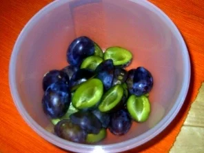 Rezept: Pflaumenauflauf Bild Nr. 2 Pflaumenauflauf - Rezept - Bild Nr. 2