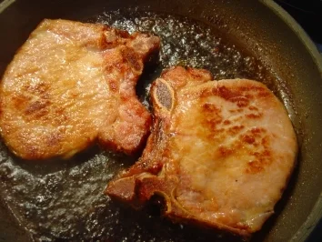 Rezept: Kassler-Kotelett mit gefüllter Grilltomate Bild Nr. 4 Kassler-Kotelett mit gefüllter Grilltomate - Rezept - Bild Nr. 4