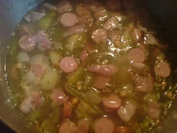 Rezept: Suppe "Bohneneintopf mit Wurst" Suppe "Bohneneintopf mit Wurst" - Rezept