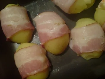Rezept: Speck-Kartoffeln aus dem Ofen Bild Nr. 2 Speck-Kartoffeln aus dem Ofen - Rezept - Bild Nr. 2