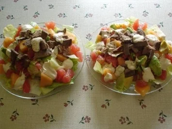 Herbstlicher Salatteller mit Rindfleischstreifen - Rezept - Bild Nr. 2