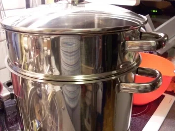 Rezept: Holundersaft Bild Nr. 3 Holundersaft - Rezept - Bild Nr. 3