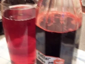 Rezept: Holundersaft Bild Nr. 5 Holundersaft - Rezept - Bild Nr. 5