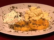 Ananas-Sorbet-Eis und frische Ananas mit Minze - Rezept