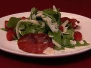 Rucola–Fenchel-Salat mit Parmesan und Bresaola - Rezept