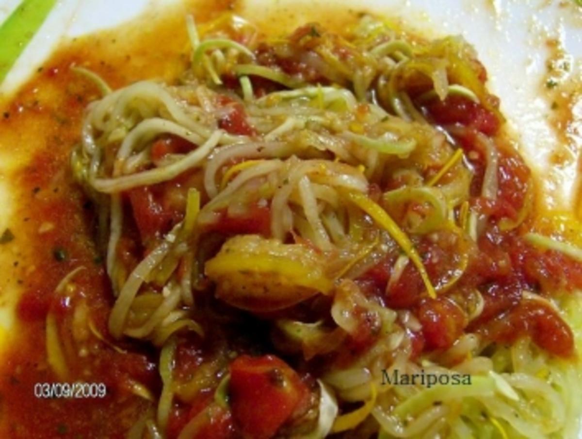 Zucchinispaghetti All´Arrabbiata  (Spiralschneider-Rezept) - Rezept - Bild Nr. 3