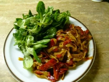 Paprika-Woknudeln - Rezept