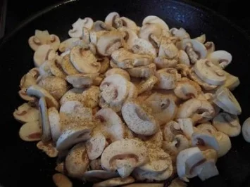 Putenbrustfilet, überbacken mit cremig würzigem Geramont - Rezept - Bild Nr. 6