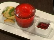 Rezept: Pfefferpotthast mit Kartoffel-Safran-Flan Pfefferpotthast mit Kartoffel-Safran-Flan - Rezept