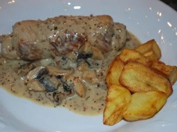 Rezept: Rouladen "Stroganoff" in Senf-Honig-Sauce Bild Nr. 2 Rouladen "Stroganoff" in Senf-Honig-Sauce - Rezept - Bild Nr. 2