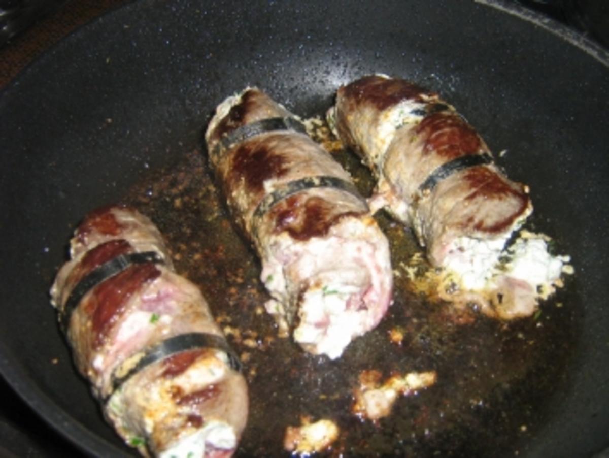 Rinderroulade mit pikanter Füllung - Rezept - Bild Nr. 9