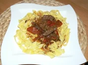 mariniertes Rindergulasch mit Bandnudeln - Rezept