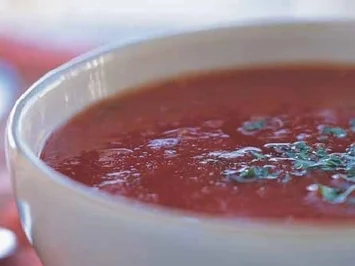Tomatensuppe mit Basilikum - Rezept