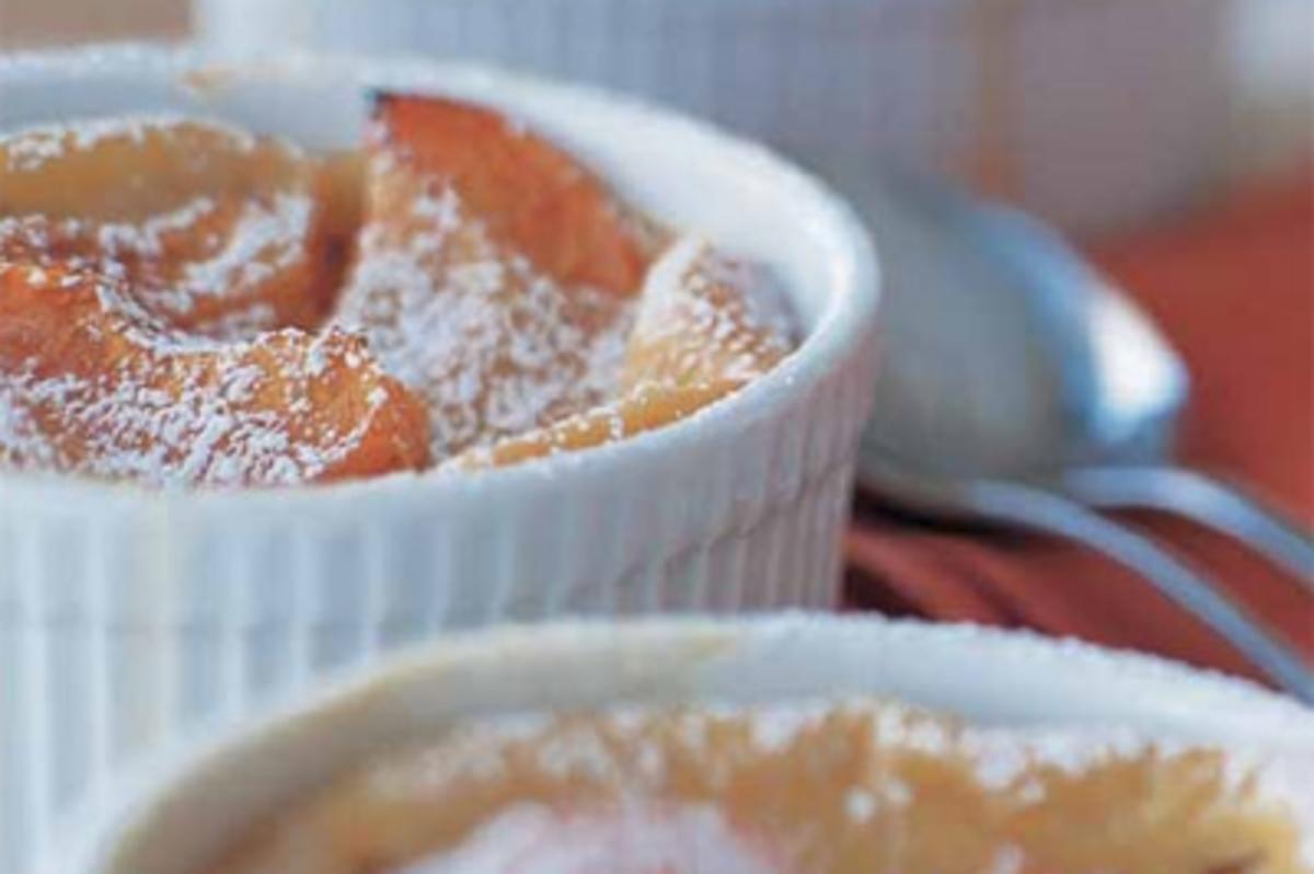Clafoutis mit Aprikosen - Rezept mit Bild - kochbar.de