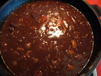 Rezept: Feines Rindergulasch mit Pilzen Bild Nr. 2 Feines Rindergulasch mit Pilzen - Rezept - Bild Nr. 2