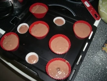 Rezept: Schoko-Grieß-Törtchen mit Pudding-Grieß-Creme Bild Nr. 3 Schoko-Grieß-Törtchen mit Pudding-Grieß-Creme - Rezept - Bild Nr. 3