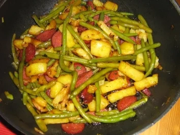 Kartoffel-Bohnen-Pfanne mit Chorizo - Rezept - Bild Nr. 2