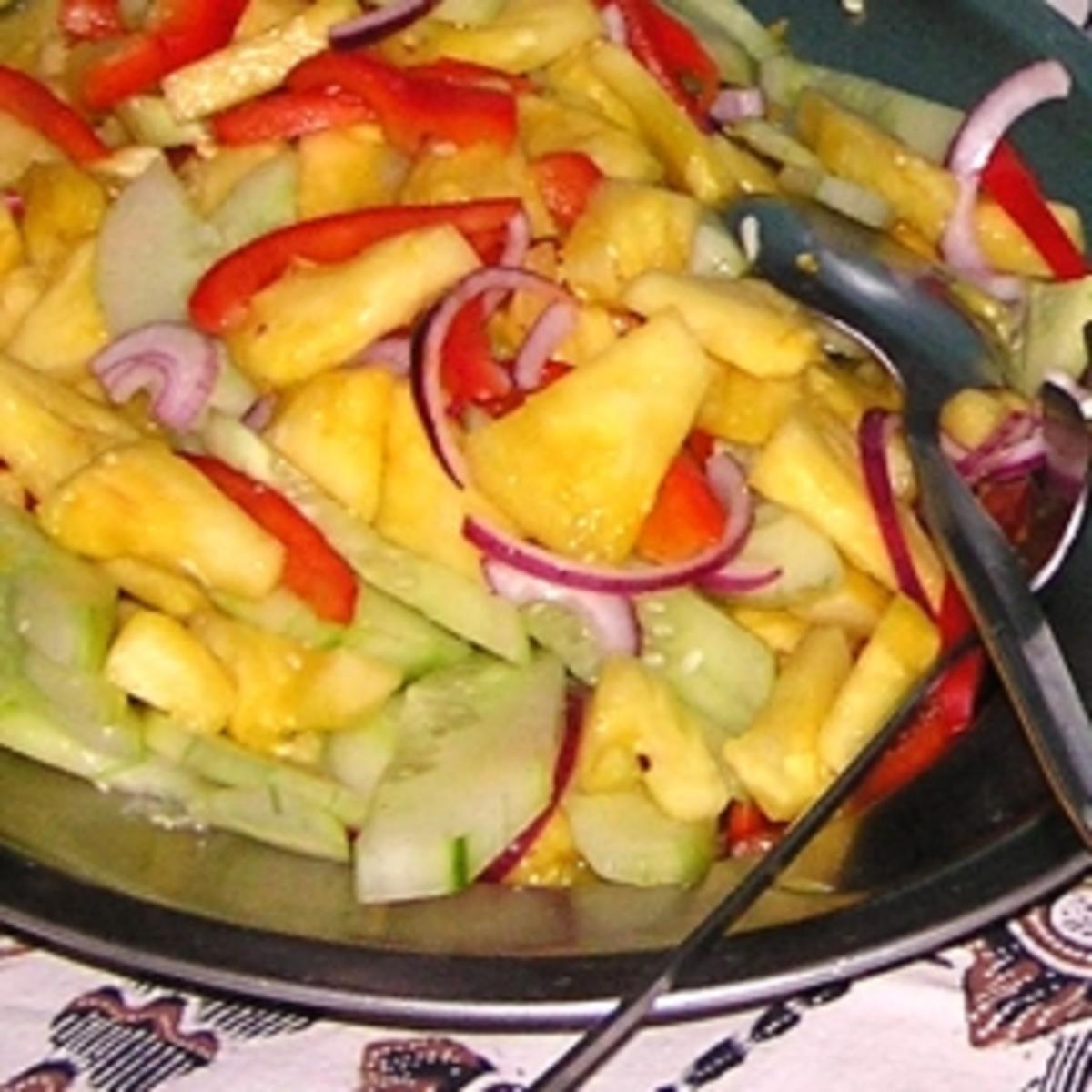 Malaiische Ananas Salat (Acar Nenas) - Rezept - kochbar.de