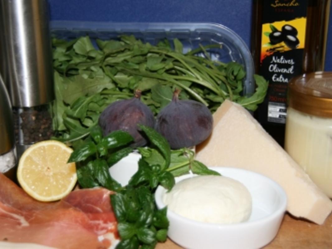 Rucolasalat mit Feigen, Mozzarella, Parmesan - Rezept - kochbar.de Rucolasalat mit Feigen, Mozzarella, Parmesan - Rezept - kochbar.de