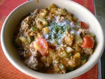 Rezept: Zucchini-Hackfleisch-Topf>> Zucchini-Hackfleisch-Topf>> - Rezept