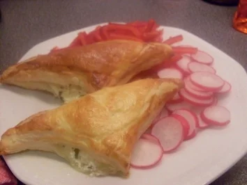 Rezept: Schafskäse in Blätterteig Bild Nr. 2 Schafskäse in Blätterteig - Rezept - Bild Nr. 2