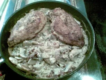 Hähnchenschnitzel mit Jägerchampignons - Rezept - Bild Nr. 4