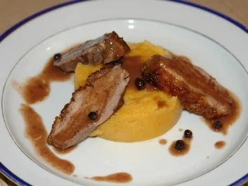 Entenbrust im Rotwein-Wacholderbeer Soße - Rezept - Bild Nr. 2