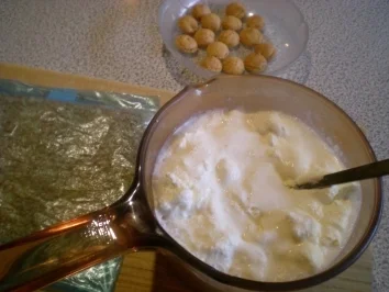 Rezept: Champagner-Amaretti Creme Bild Nr. 4 Champagner-Amaretti Creme - Rezept - Bild Nr. 4