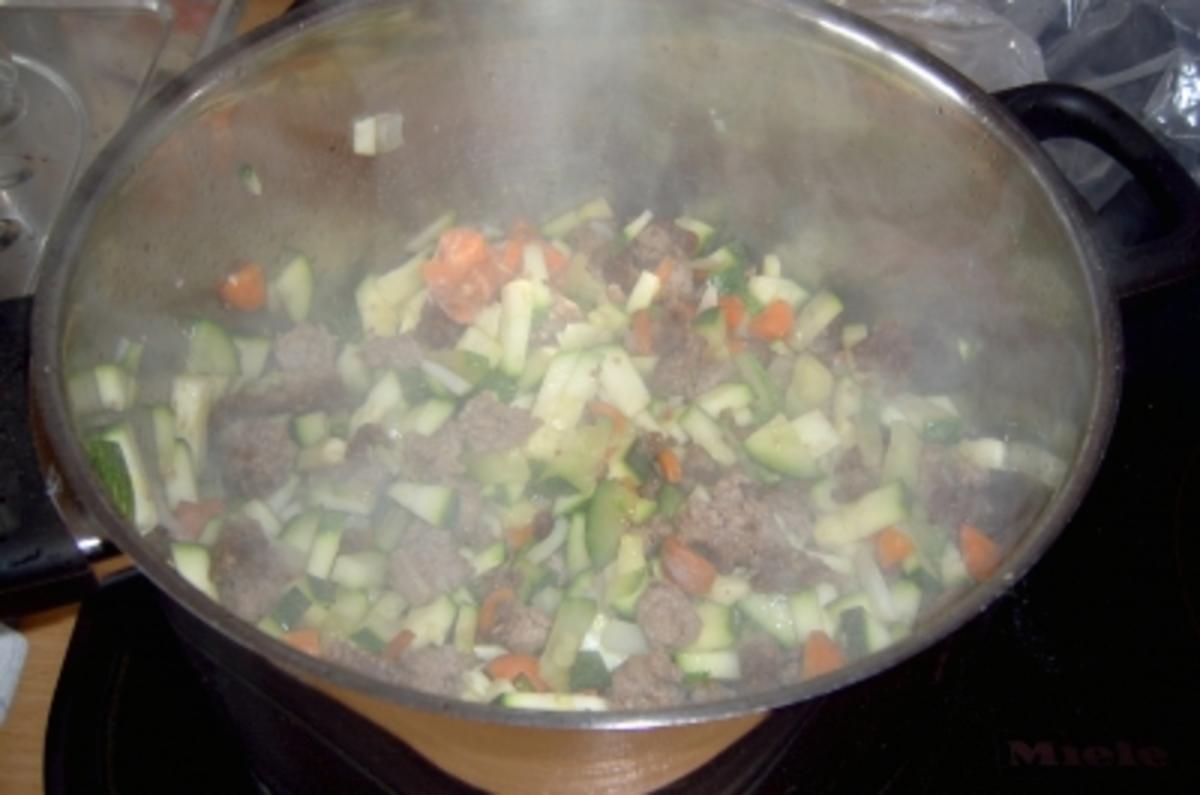 Suppe: Zucchini-Hackfleischtopf - Rezept - Bild Nr. 2