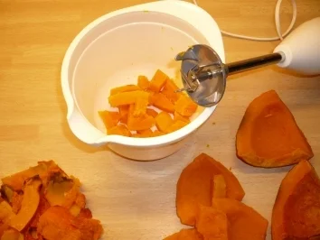 Rezept: Kürbiskuchen Bild Nr. 3 Kürbiskuchen - Rezept - Bild Nr. 3