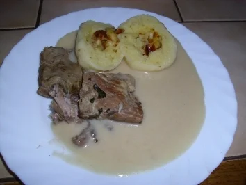 Rezept: Rippchen gekocht ~ Wiener Kartoffelklöße ~ Meerrettichsoße Rippchen gekocht ~ Wiener Kartoffelklöße ~ Meerrettichsoße - Rezept