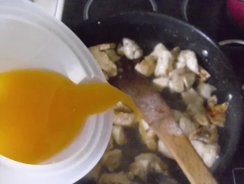 Rezept: Putengulasch ~ Pfannengemüse ~ Reis Bild Nr. 3 Putengulasch ~ Pfannengemüse ~ Reis - Rezept - Bild Nr. 3